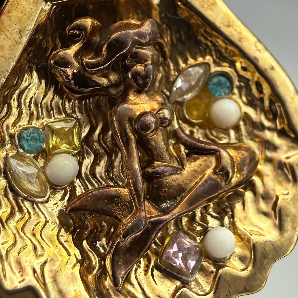 Disney Couture Mermaid Clamshell Ariel Necklace Anything for Love Pendant Whimsy - Picture 5 of 10
